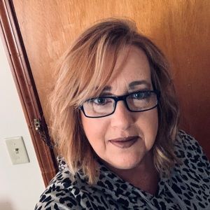 Meet your Posher, Katharine